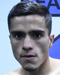 Alejandro Farias boxer
