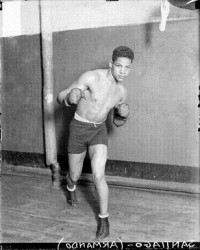 Armando Santiago boxeador
