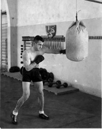 Edouard Tenet boxer