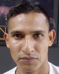 Ismael Compos boxer