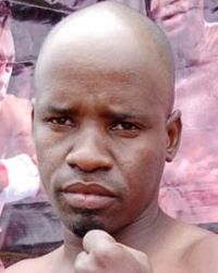 Omari Hussein boxeador