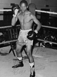 Steve Khotle boxer