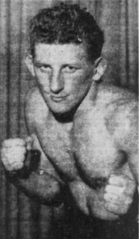Lee Scheirer boxer