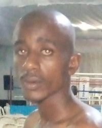 Abdul Bausi boxeur