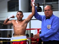 Carlos Utria boxer