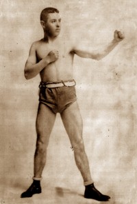 Solly Smith boxer