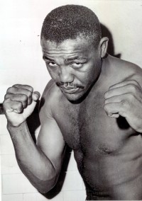 Ernie Knox boxer