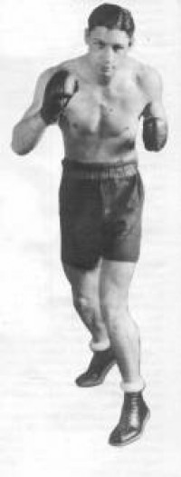 Paul Negri boxer