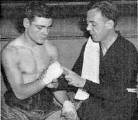 Roman Alvarez boxer