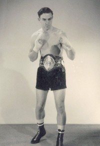 Johnny Hanks boxeador