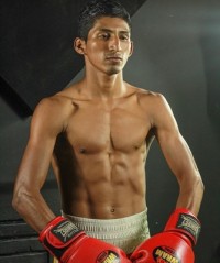 Alex Vallecillo boxeur