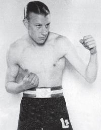 Luc Lucas boxer