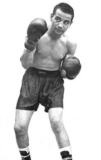 Milton Rosa boxer