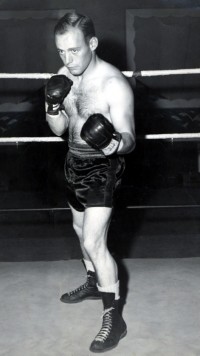 Paul Stivaletta boxer