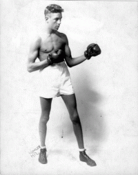 Pinky Mitchell boxer