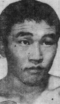 Kenji Endo boxer