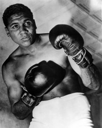 Roscoe Toles boxer