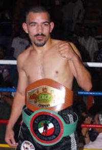 Antonio Meza boxer