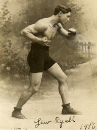 Lew Ryall boxer