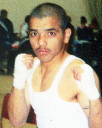 Everardo Torres boxer