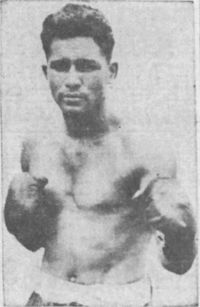 Benny Ahakuelo boxer
