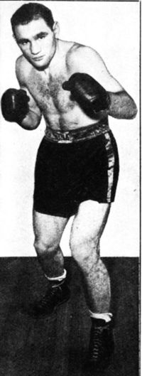 Vic Dellicurti boxer