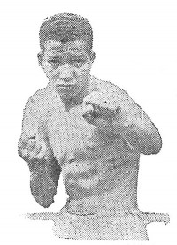 Mike Rojo boxer
