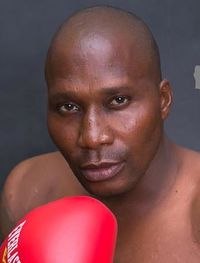 Wahab Adebisi boxeur