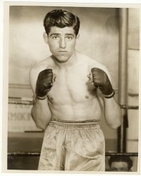 Mike Delia boxer