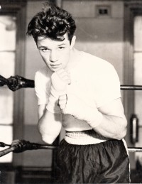 Florian Bibeau boxer