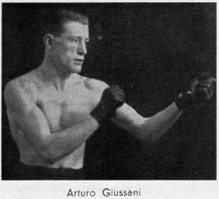 Arturo Giussani boxeador