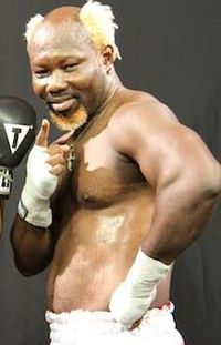 Ayitey Powers боксёр