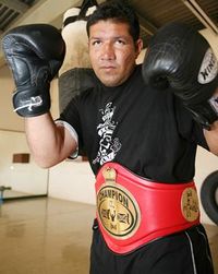 Benito Quiroz boxer