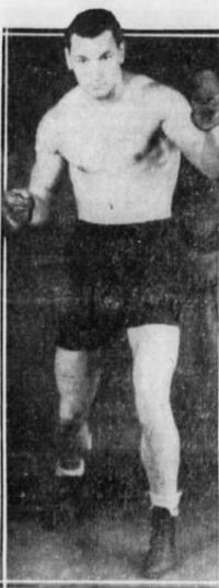 Clarence Batsel boxer