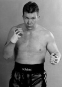 Mika Kihlstrom boxer