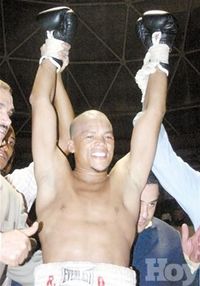Hector Julio Avila boxer