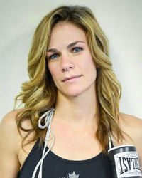 Jelena Mrdjenovich boxeador