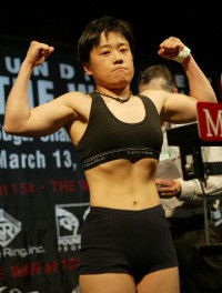 Yumi Takano boxer