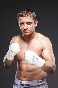 Denis Simcic boxer