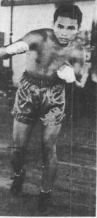Buenaventura De Guzman boxer