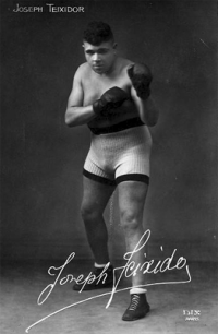 Jose Teixidor boxer