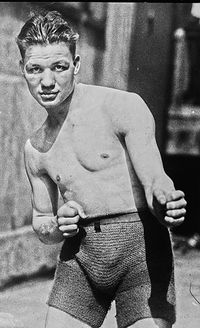 Bill Handley boxer