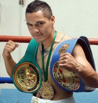 Victor Terrazas boxer
