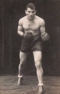 Carmelo Candel boxer
