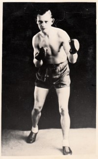 Jim Hurst boxeur