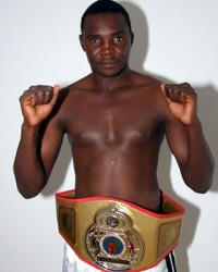 Francis Cheka boxeur
