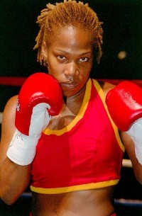 Janaya Davis boxer