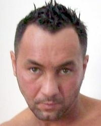 Mustapha Stini boxeador