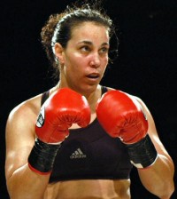Lisa Holewyne boxeur