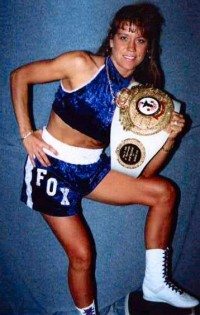 Hannah Fox boxer